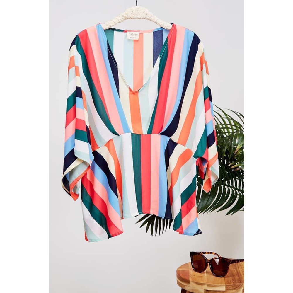 Last one! Beautiful Striped Top 💕🌺